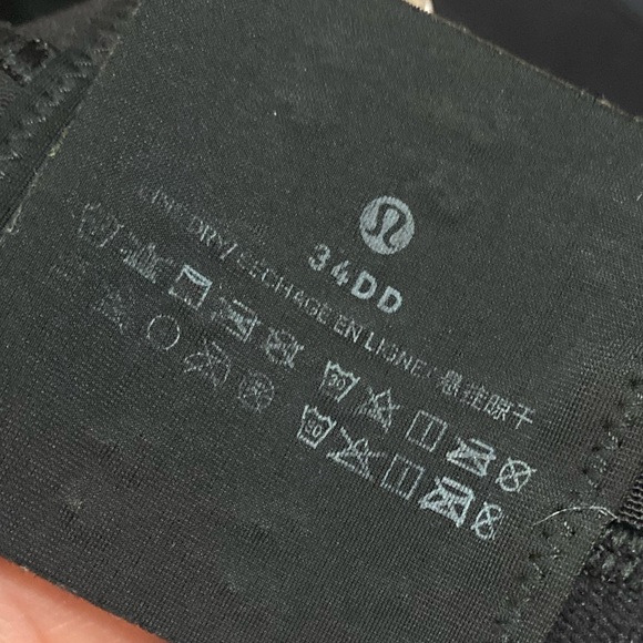 Lululemon Run Times High Support Bra Size 34 DD - Picture 8 of 8